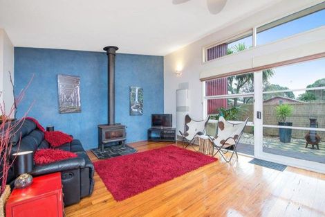 Property photo of 2/30 Loch Ard Drive Ocean Grove VIC 3226