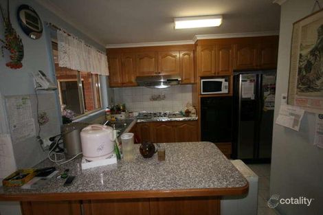 Property photo of 43 Wahgunyah Drive St Albans VIC 3021