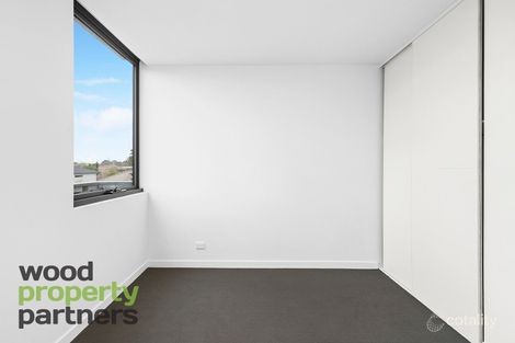 Property photo of 102/32 Prince Edward Avenue McKinnon VIC 3204