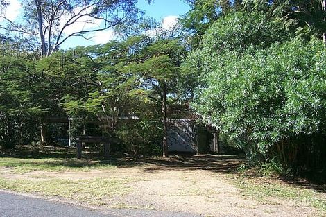 19 Deerhurst Rd, Brookfield, QLD 4069