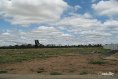 21 Desgrand St, Emerald, QLD 4720