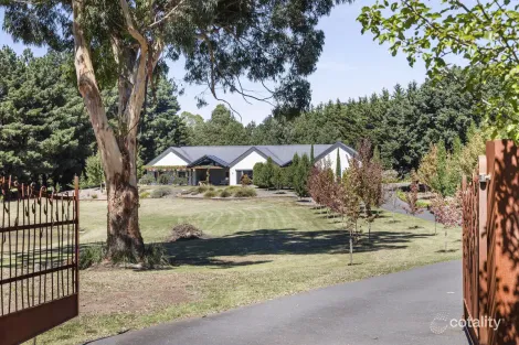 Property photo of 41 High View Crescent Gisborne VIC 3437