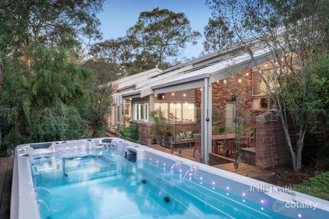 Property photo of 31 Bainbridge Drive Eltham VIC 3095