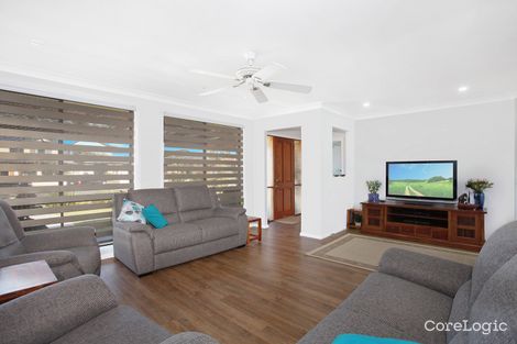 Property photo of 4 Gould Place Lake Illawarra NSW 2528
