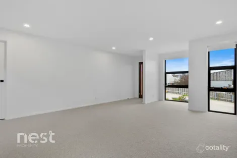 Property photo of 2/54 Hillside Drive Blackmans Bay TAS 7052