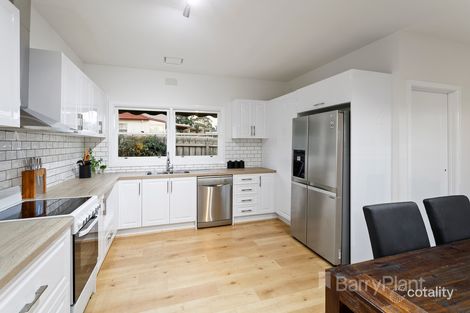 Property photo of 280 Nell Street West Watsonia VIC 3087