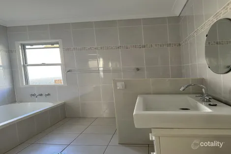 Property photo of 39 Dawson Road Upper Mount Gravatt QLD 4122