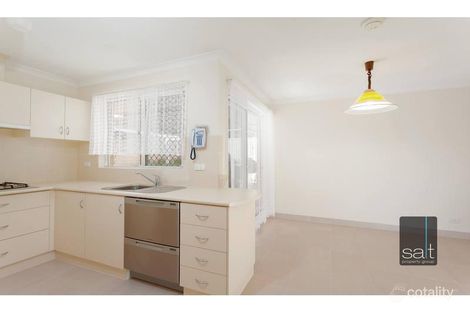 Property photo of 2/3 Pinewood Avenue Kardinya WA 6163