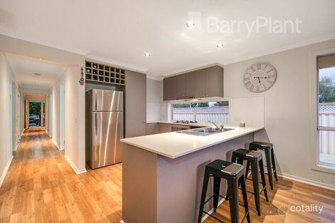 Property photo of 5 Dream Court Pakenham VIC 3810