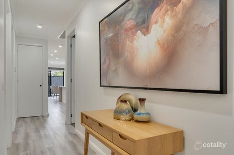 Property photo of 31 Mervyn Drive Greenvale VIC 3059