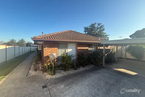 1/11 Burns Way, Delahey, VIC 3037