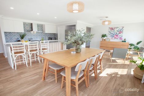 Property photo of 10 Orchard Close Gillieston Heights NSW 2321