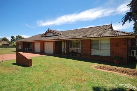 Property photo of 111 Murrayfield Drive Dubbo NSW 2830