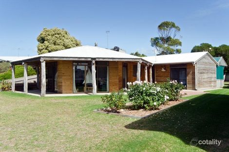 17 Riverside Dr, Goolwa South, SA 5214