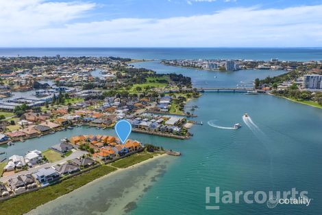 Property photo of 2/40 Rialto Place Halls Head WA 6210