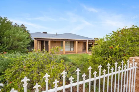 Property photo of 2 Compton Court Hannans WA 6430