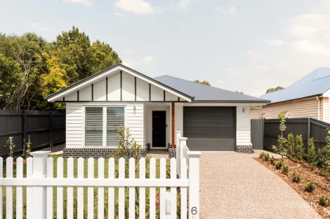 68 Hume St, North Toowoomba, QLD 4350