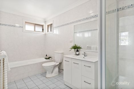 Property photo of 1 Eucumbene Avenue Flinders NSW 2529
