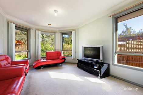 Property photo of 4/8 Raglan Road Research VIC 3095
