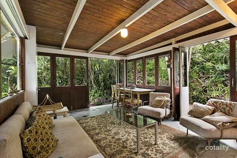 Property photo of 32 Highland Terrace St Lucia QLD 4067