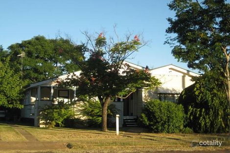 32 Heeney St, Chinchilla, QLD 4413