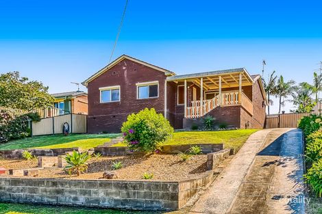 60 Stanley Ave, Farmborough Heights, NSW 2526