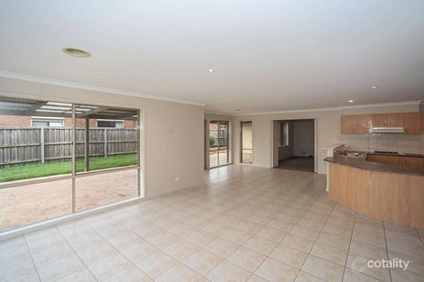 Property photo of 6 Robusta Avenue Cranbourne VIC 3977