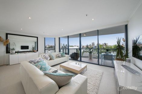 Property photo of 16/8 Goodwin Street Kangaroo Point QLD 4169