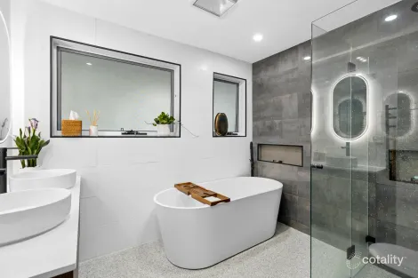 Property photo of 109 Starkey Street Killarney Heights NSW 2087