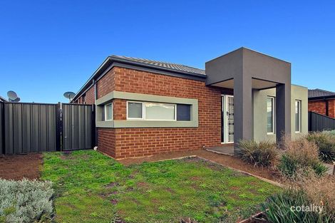 Property photo of 3 Archibald Chase Point Cook VIC 3030