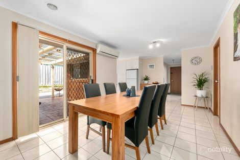 Property photo of 3 Bowman Close Narre Warren South VIC 3805