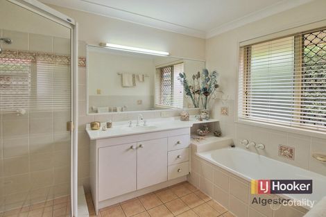 Property photo of 19 Bellfield Crescent Parkinson QLD 4115