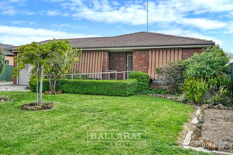 Property photo of 18 Webbcona Parade Wendouree VIC 3355