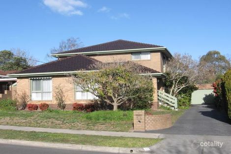 54 Brentwood Dr, Glen Waverley, VIC 3150