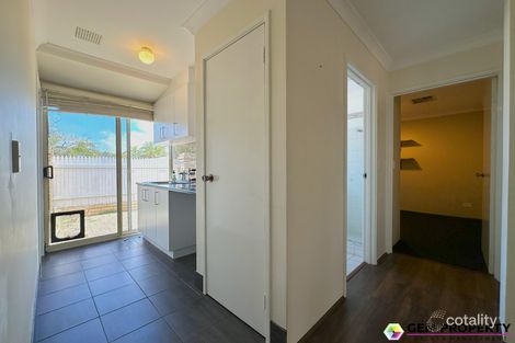 Property photo of 2 Konda Close Warnbro WA 6169