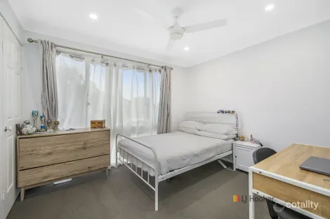 Property photo of 30 Carinya Street Charmhaven NSW 2263