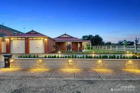 2 Gleneagles Dr, Melton West, VIC 3337