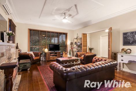 Property photo of 31 Macleod Parade Macleod VIC 3085