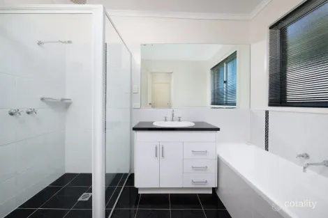 Property photo of 3/4 Mackenzie Crescent Wodonga VIC 3690