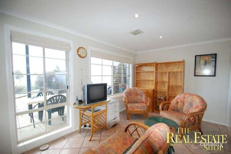 Property photo of 47 Grounds Crescent Greenway ACT 2900