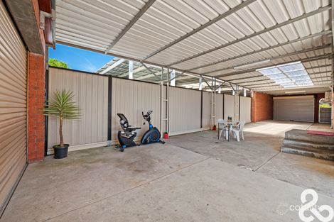 Property photo of 20 Lockwood Grove Thomastown VIC 3074