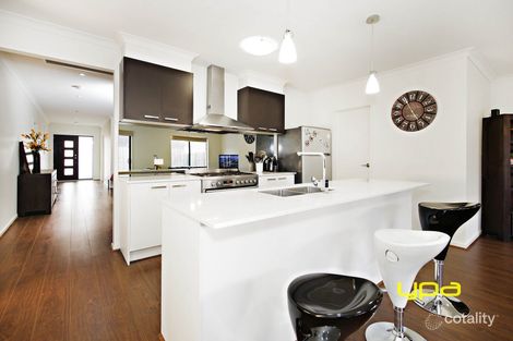 Property photo of 4 Adams Drive Fraser Rise VIC 3336