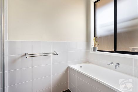 Property photo of 7 Edson Avenue Evanston South SA 5116