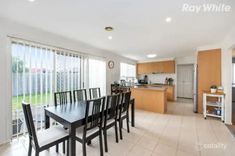 Property photo of 16 Lake View Drive Narre Warren South VIC 3805