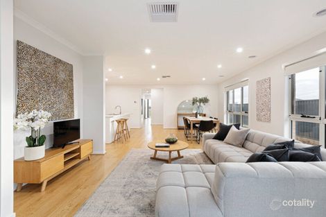 Property photo of 8 Sneddon Way Lucas VIC 3350