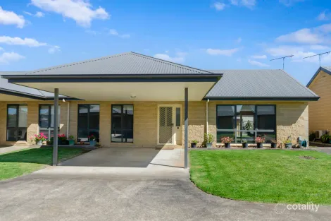 2/17 Fitzroy St, Heywood, VIC 3304