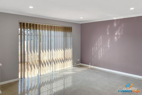 Property photo of 11 Wakefield Mews Quinns Rocks WA 6030