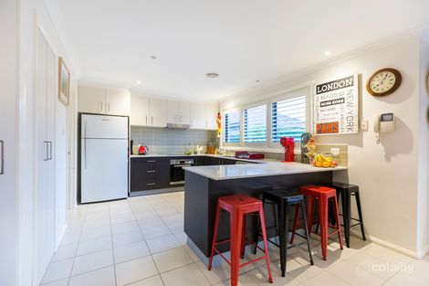 Property photo of 33 Helen Leonard Crescent Forde ACT 2914