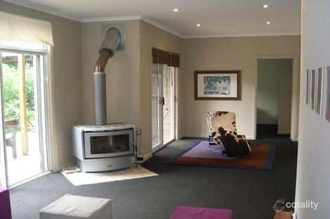 Property photo of 7 Camden Close Point Clare NSW 2250