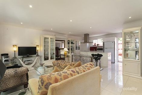 Property photo of 4/689 Warrigal Road Bentleigh East VIC 3165